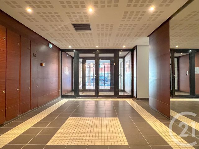 Appartement F2 à vendre - 2 pièces - 48.64 m2 - AIX EN PROVENCE - 13 - PROVENCE-ALPES-COTE-D-AZUR - Century 21 Les Allées